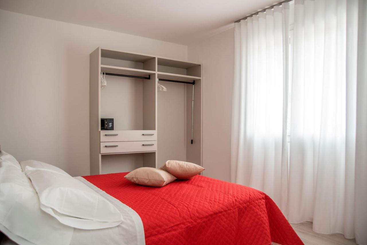 ורונה Camelot Red - Appartamenti מראה חיצוני תמונה
